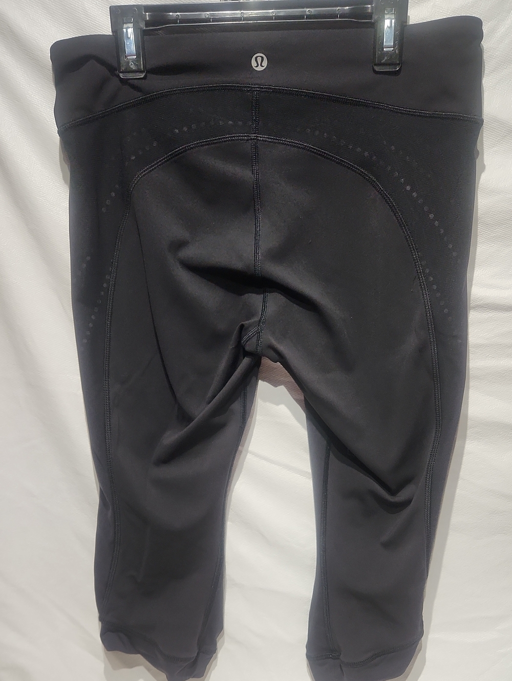 153. Lululemon stop at nothing cropped leggings sz 8